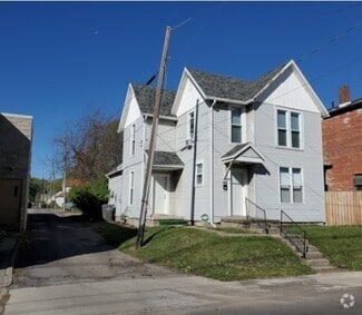 Building Photo - 423 N West St