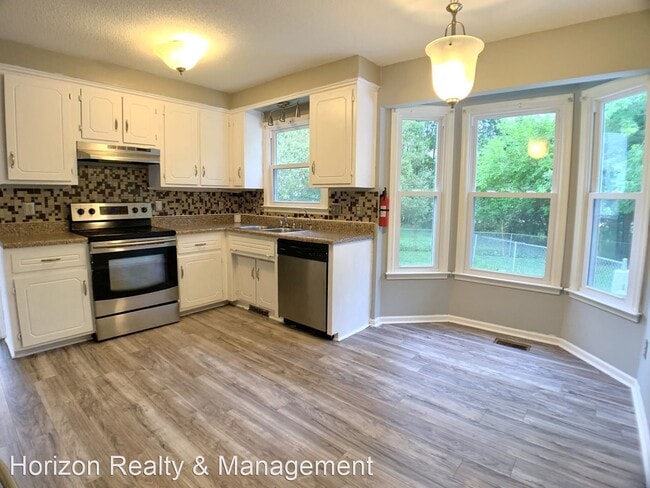 Building Photo - 4 br, 2 bath House - 3324 Mallard Dr