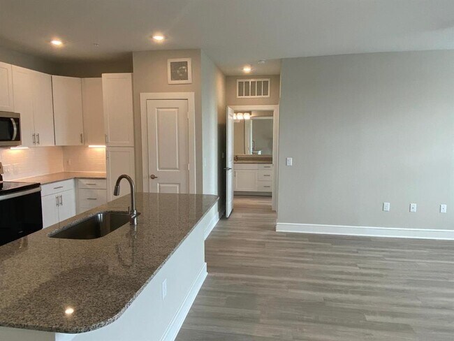 Building Photo - 3880 Farm to Market 2920