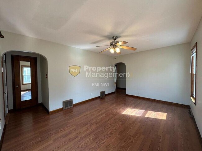 Foto del edificio - 2936 Kenwood St