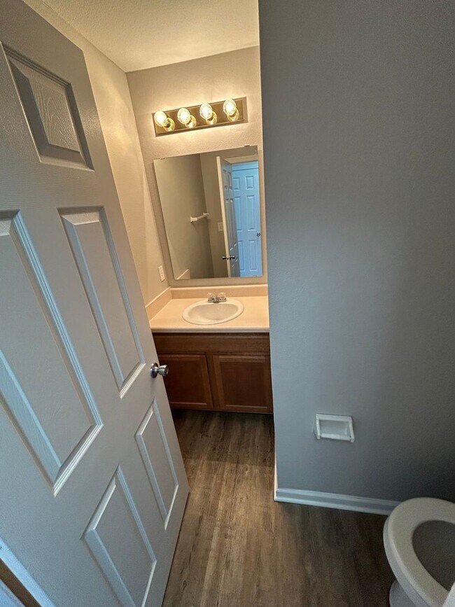 Foto del edificio - Warren Twp - 3 bedroom home