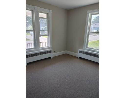 Building Photo - 9 Franklin St