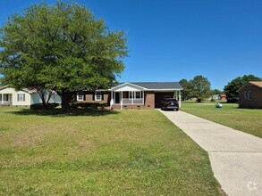 Building Photo - 126 Quincy Dr
