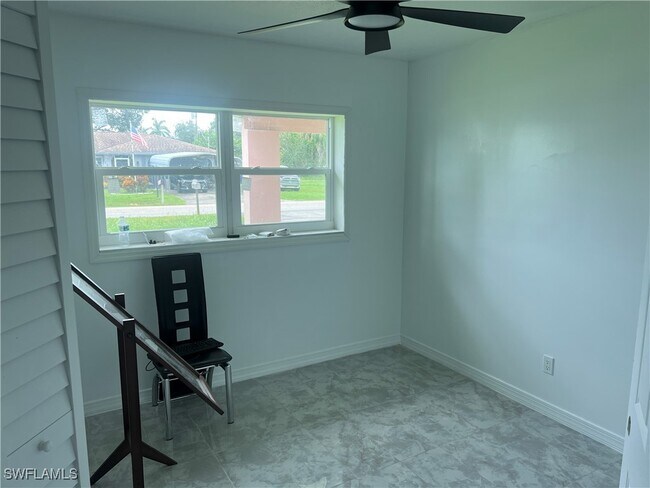 Building Photo - 160 Brooks Rd