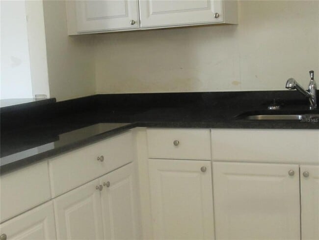 Building Photo - 603 Roberts Bay Dr