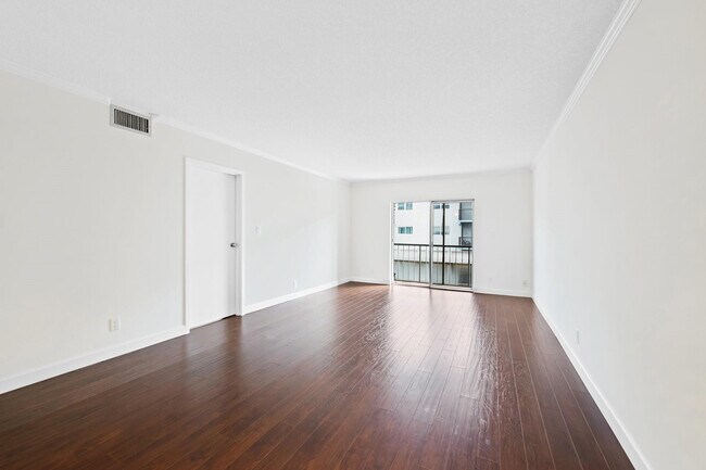 Foto del edificio - 1750 NW 3rd Terrace