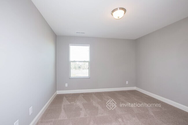 Building Photo - 5329 Roberta Crossing Dr