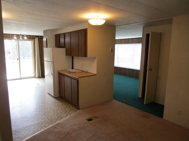 Foto del edificio - Manufactured Home on Acreage with Cascade Mountain Views! - Available Soon!