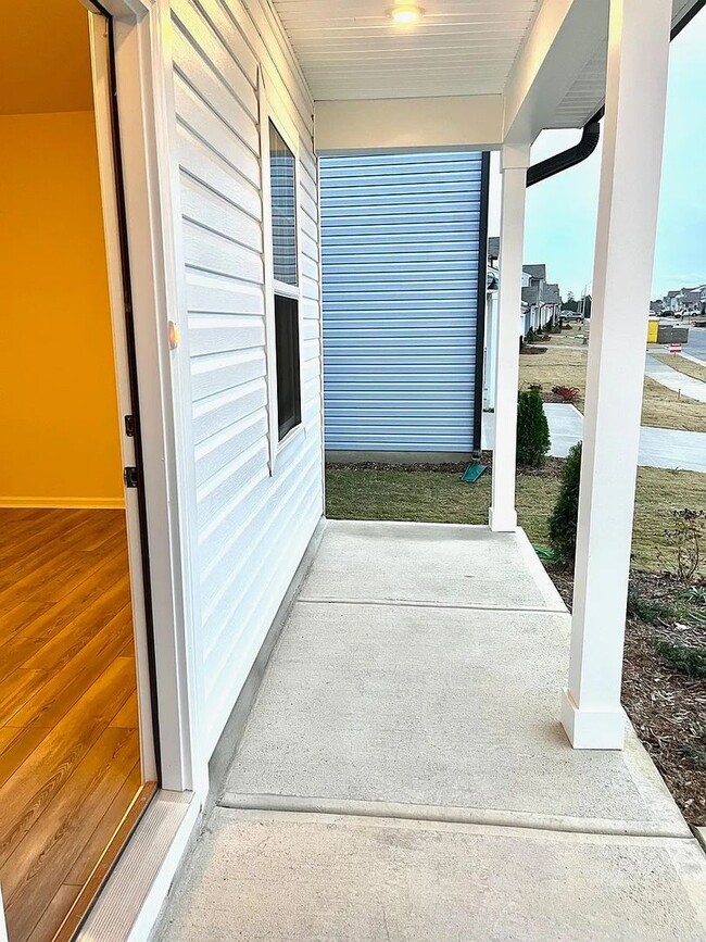 Building Photo - 1728 Arapahoe Ridge Dr