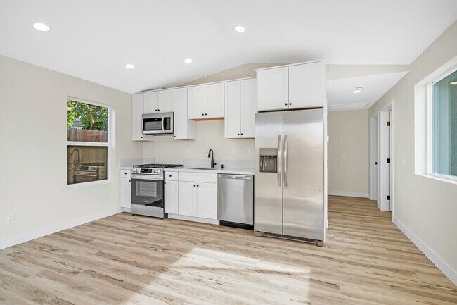 Foto del edificio - 3542 Cherokee Ave