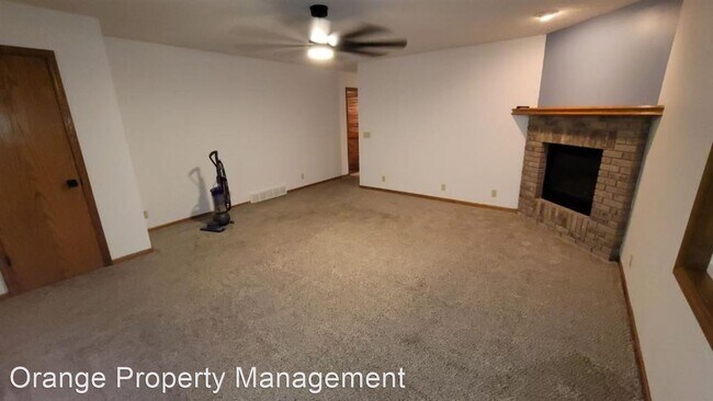 Building Photo - 2 br, 1 bath House - 3619 Mormon Circle