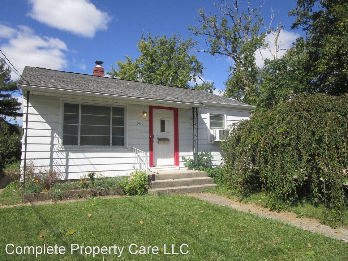 Primary Photo - 2 br, 1 bath House - 303 S Courtland Ave.