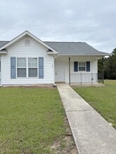 Building Photo - 15 Morrisday Ln