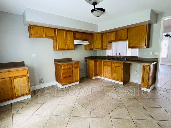 Foto del edificio - 3867 Macon Rd