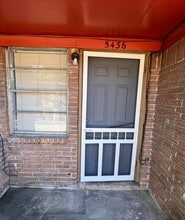 Building Photo - 5436 Makeig St