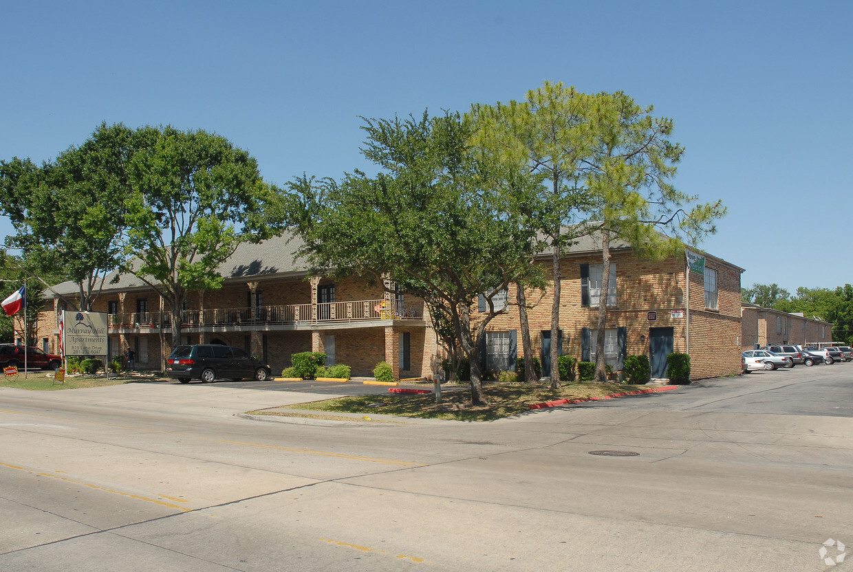 Foto del edificio - Victoria Garden Apartments