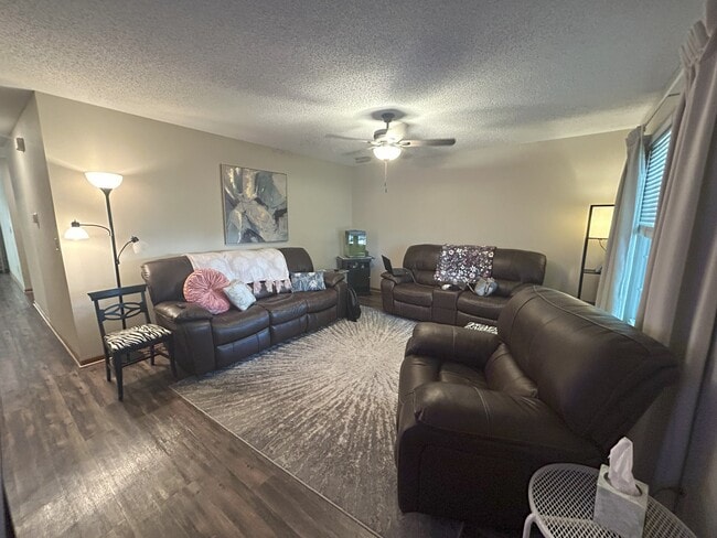 Foto del edificio - 1820 SW 6th St