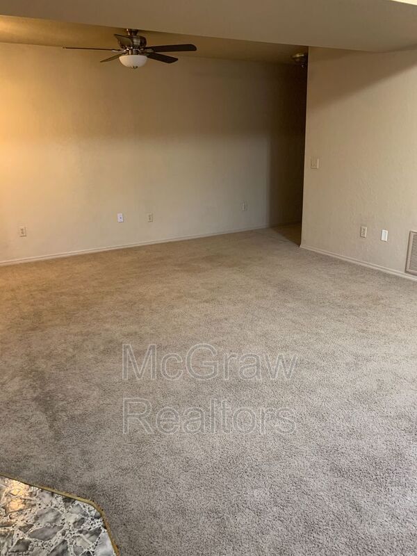 Building Photo - 13220 CR 1561