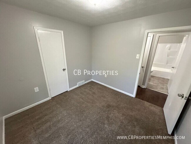 Foto del edificio - 3213 Keystone Ave