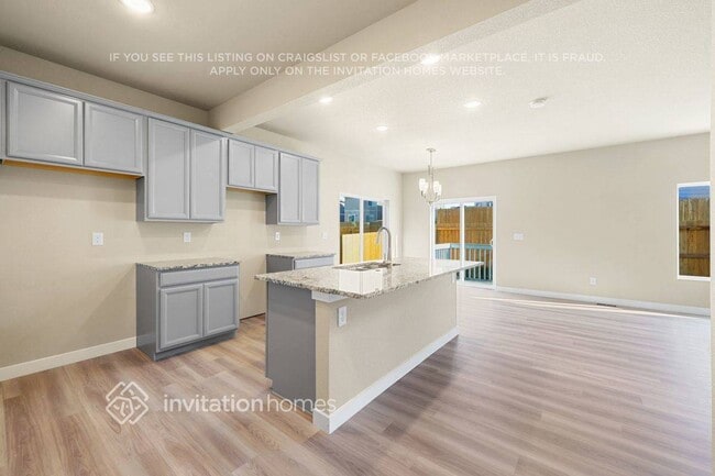 Foto del edificio - 11287 House Finch Ln