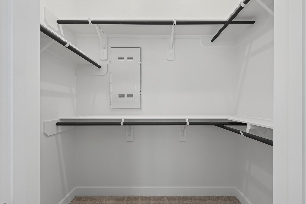 Primary Photo - 18912 Toscana Ln