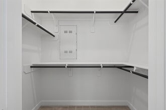 Building Photo - 18912 Toscana Ln