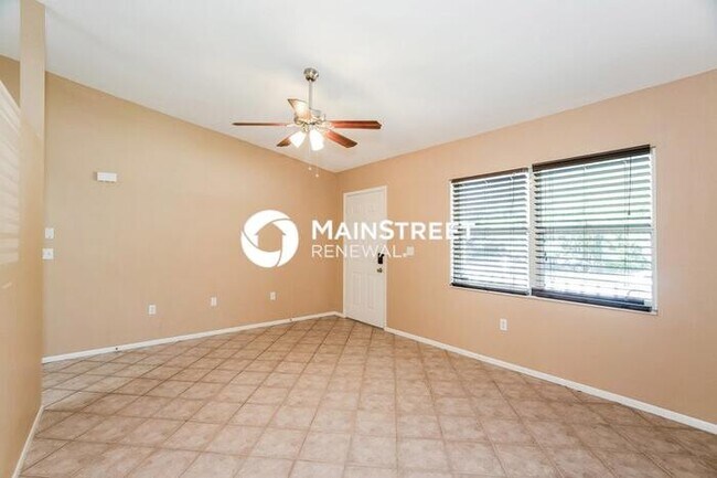 Building Photo - 3 Bedroom Pet-Friendly Home in Ellenton, FL with Main Street Renewal