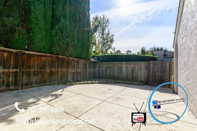 Foto del edificio - Beautiful Benicia single level home in cul...