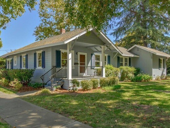 Foto del edificio - Charming Home next to Co-Op