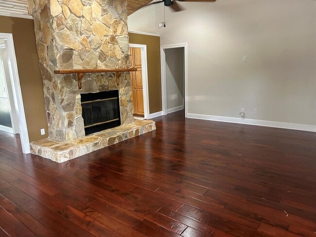Building Photo - 8526 SW Westwood Ln