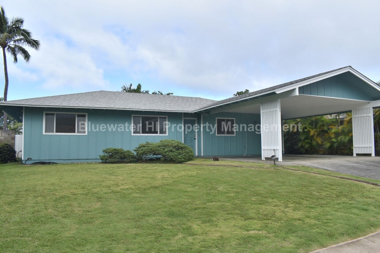 Primary Photo - Enchanted Lake, Kailua 3 bedroom, 2 bath s...