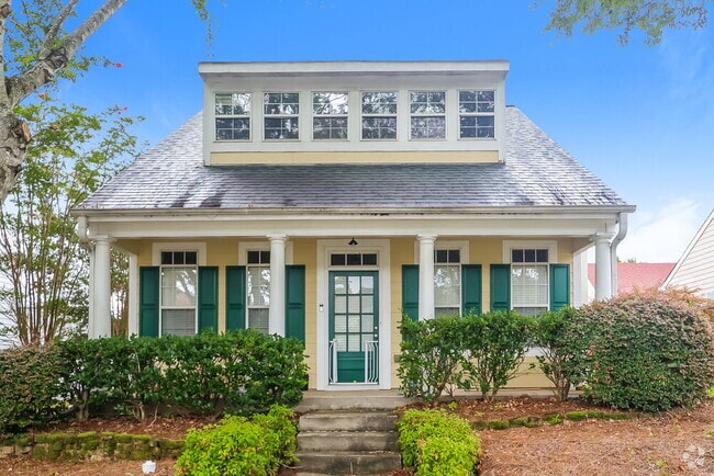 Building Photo - 604 Brookwater Dr