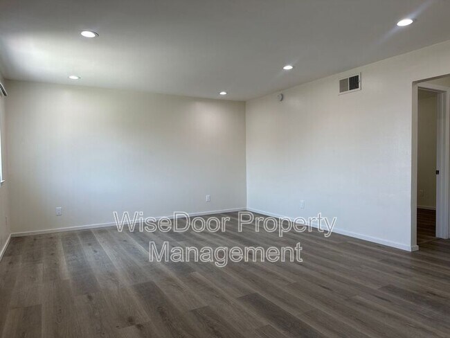Building Photo - 3404 20th St