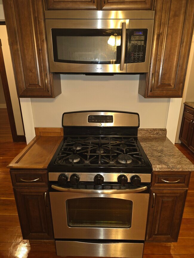 Foto del edificio - 12 Leland Rd