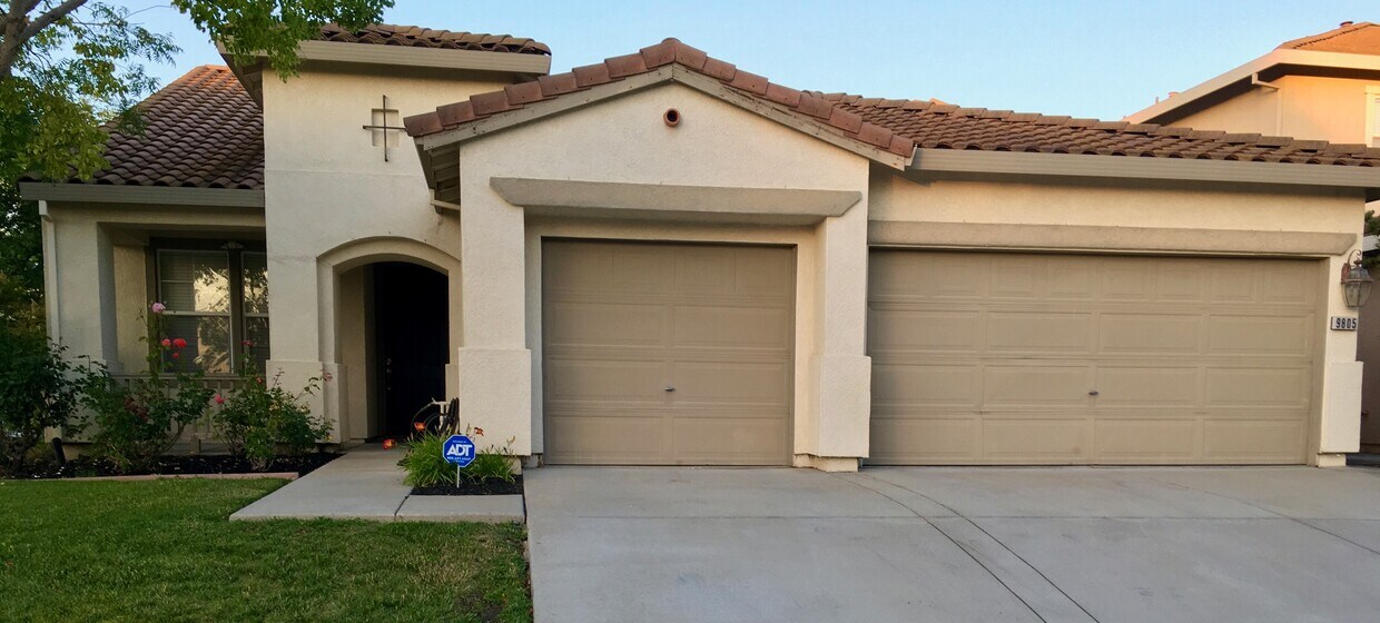 Foto principal - 9805 Nature Trail Way