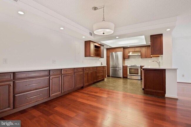 Foto del edificio - 1101 S Arlington Ridge Rd