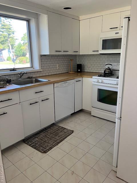 Building Photo - 389 Andrews Rd