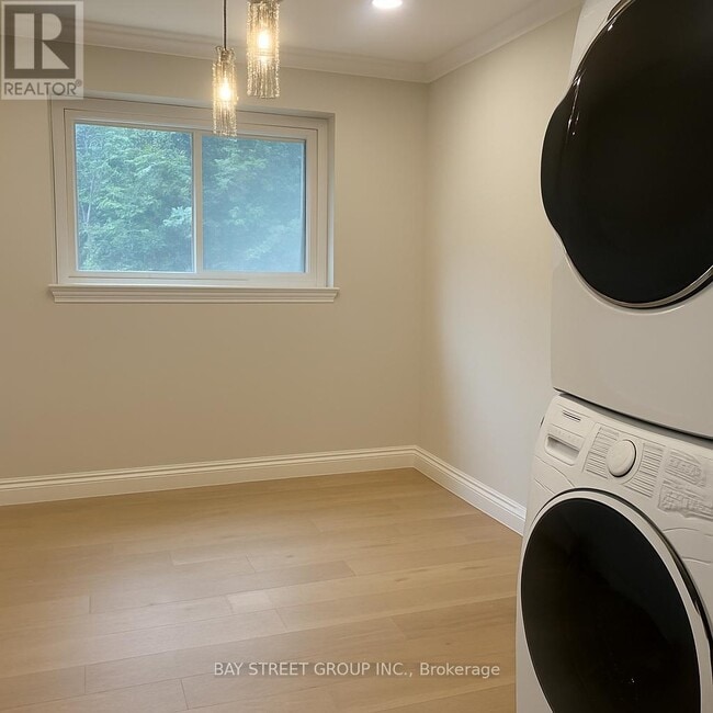 Building Photo - 9 Seaburn Pl