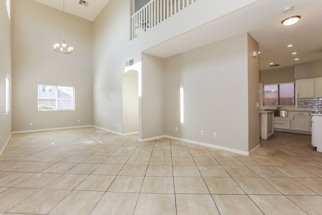 Building Photo - 41302 N Cambria Dr