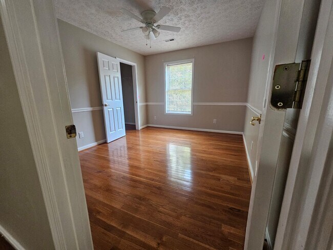 Foto del edificio - 5001 Max Ridge Ct