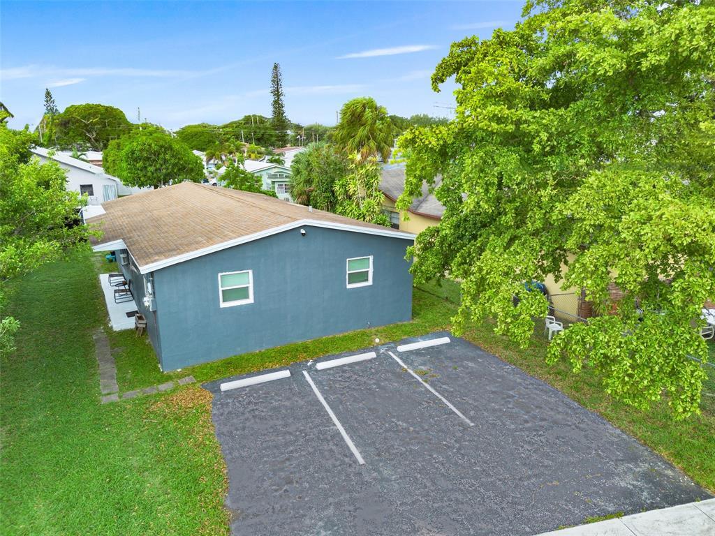 Primary Photo - 229 NW 4th Ave