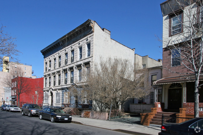 207 Franklin Ave, Brooklyn, NY 11205 Apartments - Brooklyn, NY | Apartments.com