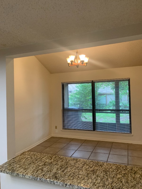 Building Photo - 7818 Fawn Hill Ct