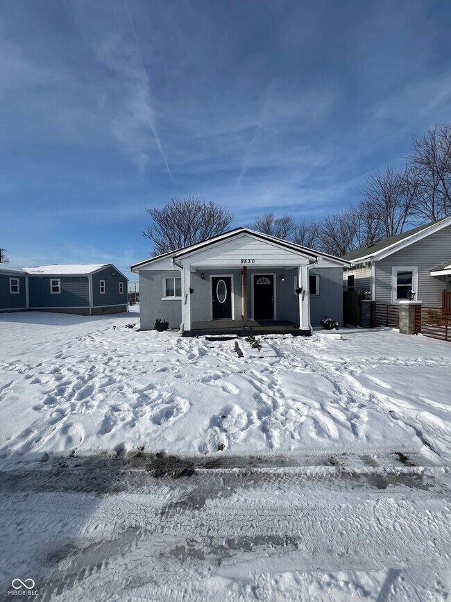 Foto del edificio - 2532 N Temple Ave