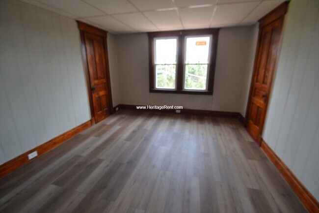Foto del edificio - Great 2 bed 2 bath house in East Price Hill