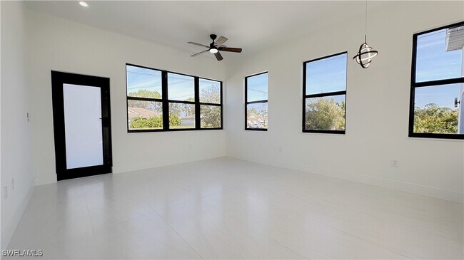 Foto del edificio - 1561 Meadow Rd