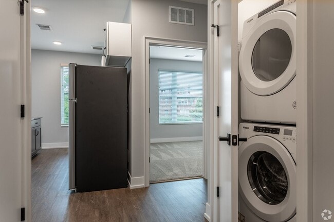 Interior Photo - The Frisbie