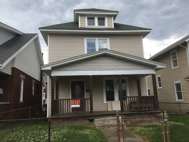 Foto del edificio - 657 Marion Ct