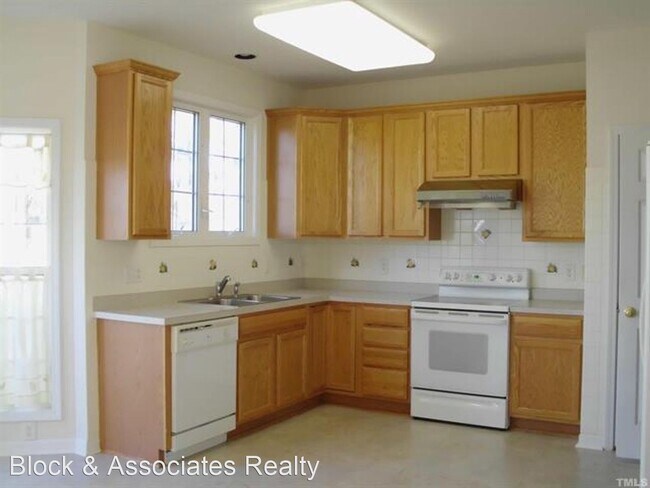 Foto del edificio - 3 br, 2.5 bath House - 3121 Gross Avenue