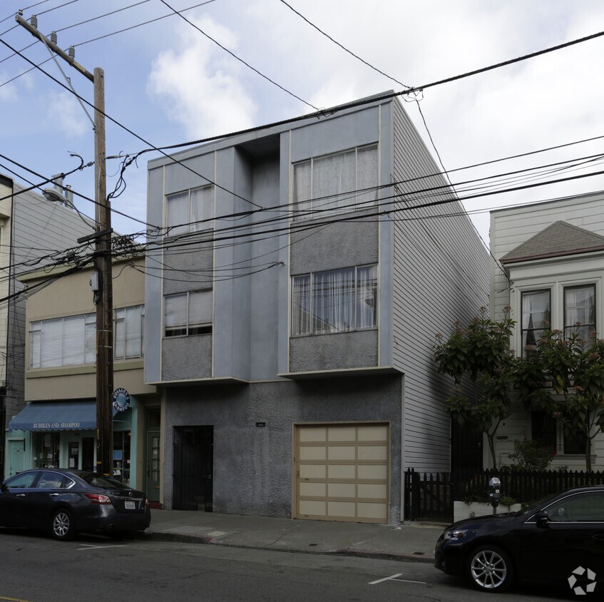 Primary Photo - 3830 24th St